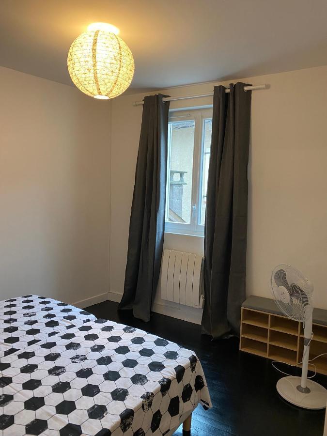 Ravissant Duplex Meuble Tout Confort Hyper Centre St Cere 4 Pers Lit Bb Wifi Gratuit Saint-Céré Eksteriør billede